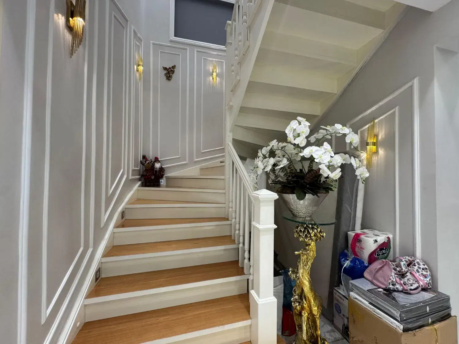 اپارتمان ۲۴۶ متری زرافشان ماهان فلسطین|فروش آپارتمان|اسلام‌شهر, مظفریه|دیوار