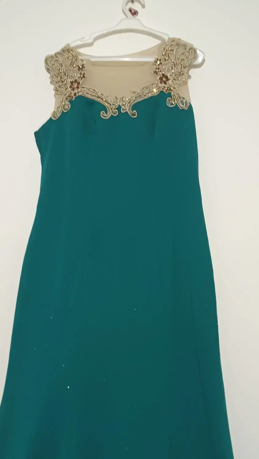 لباس مجلسی|لباس|مراغه, |دیوار