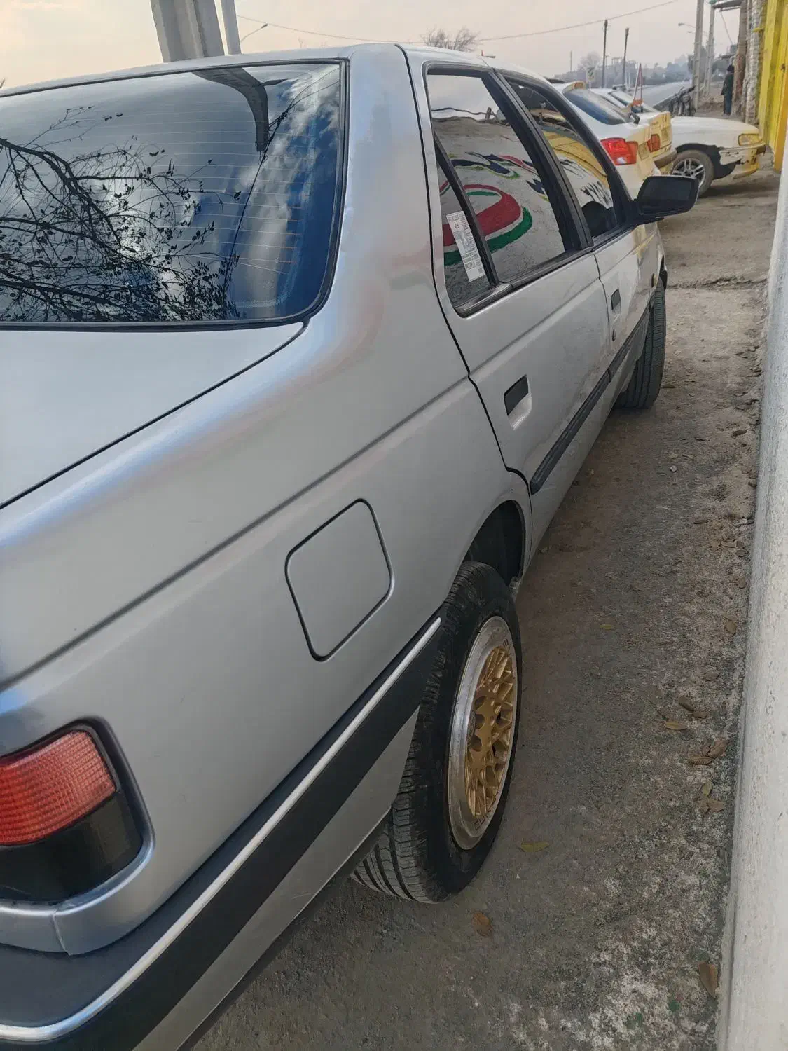 پژو405|خودرو سواری و وانت|نجف‌آباد, امیرآباد|دیوار