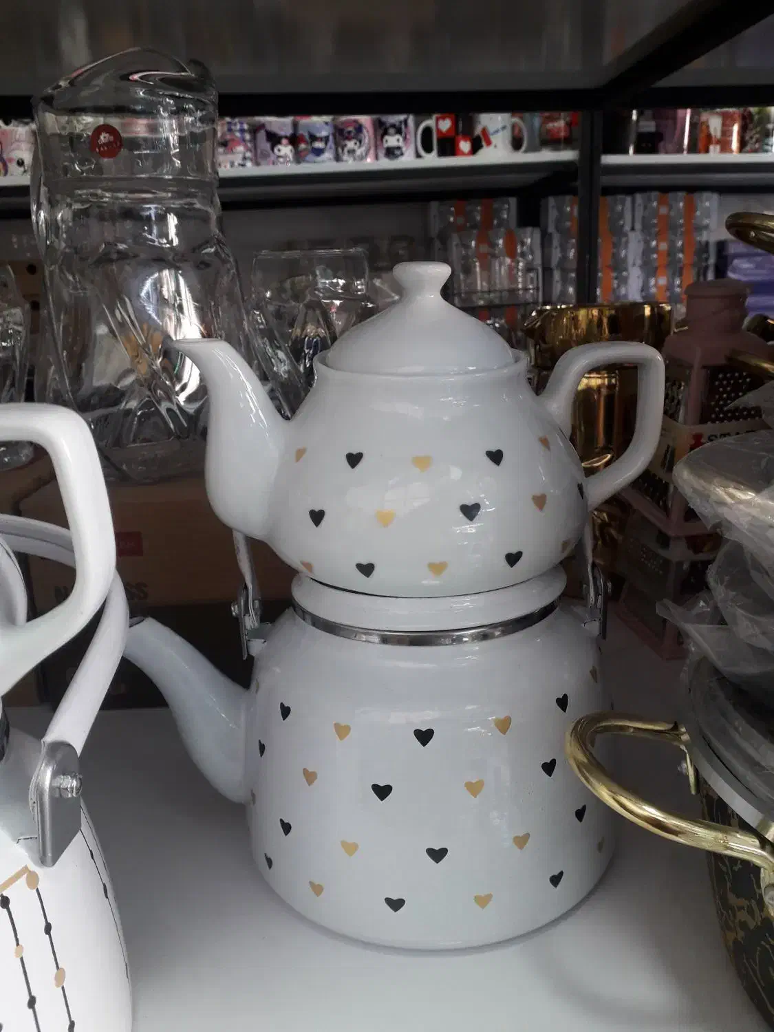 کتری قوری لعابی در طرح های متنوع|قوری، کتری، قهوه‌ساز دستی|میانه, |دیوار