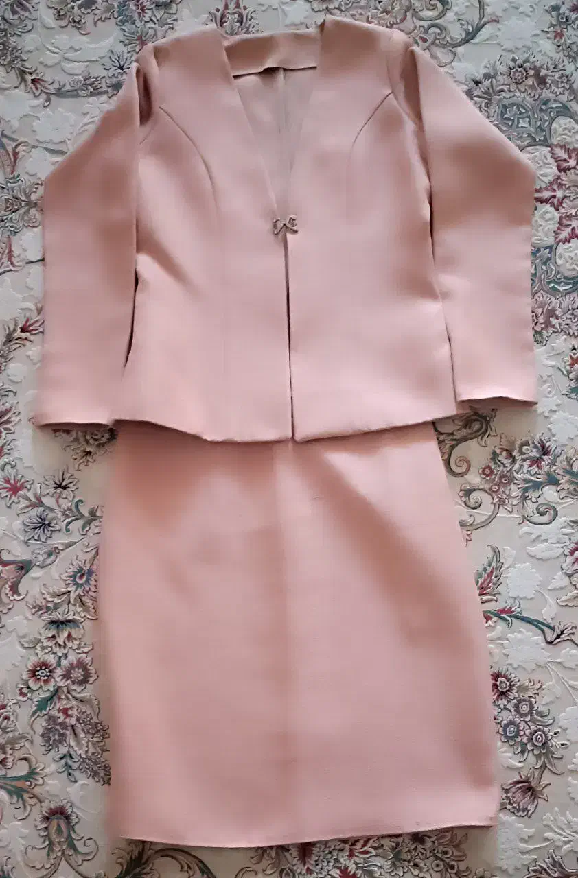 لباس|لباس|قیدار, |دیوار