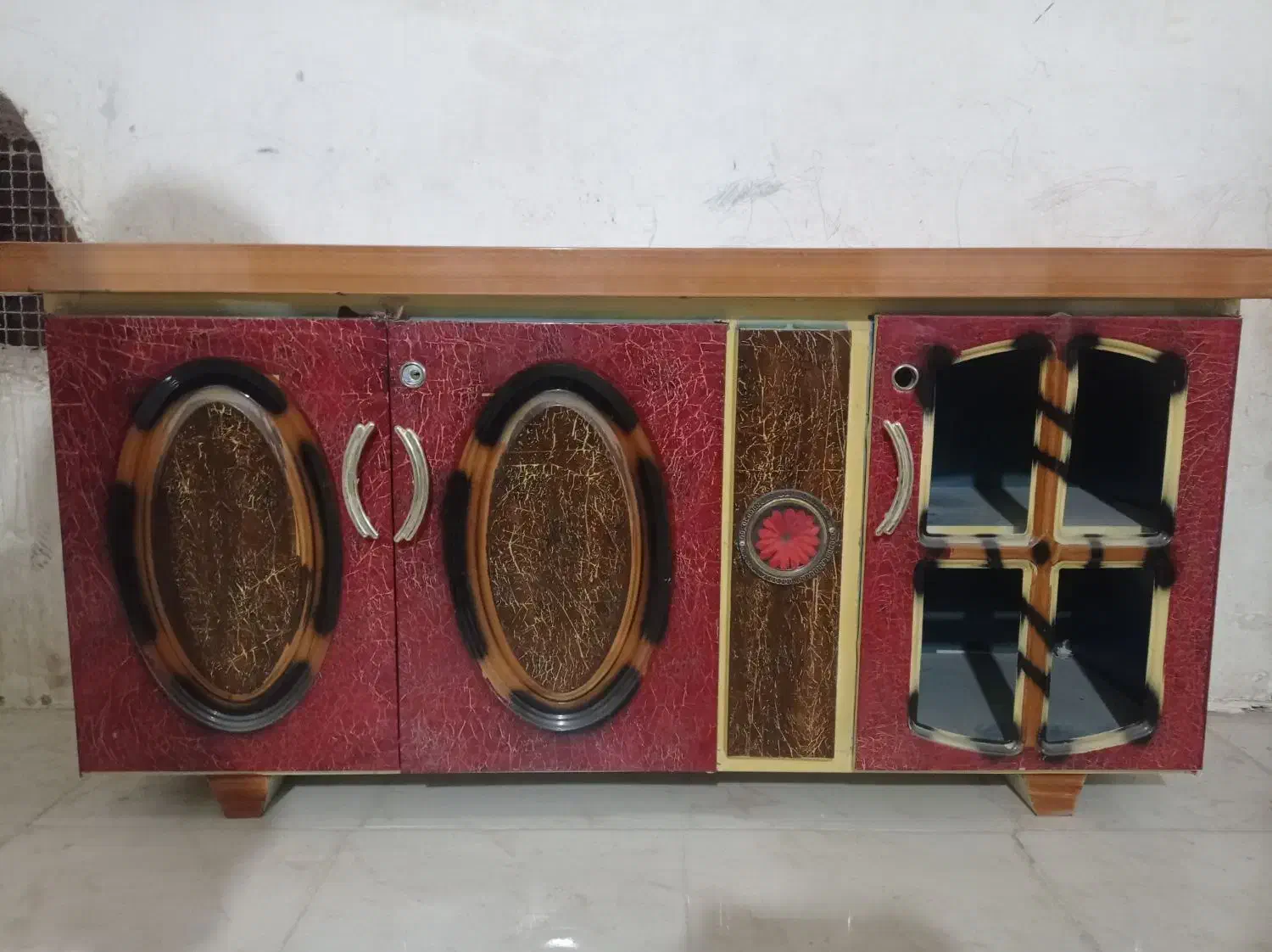 کمد رخت خواب|جاکفشی، کمد، دراور|خاش, |دیوار