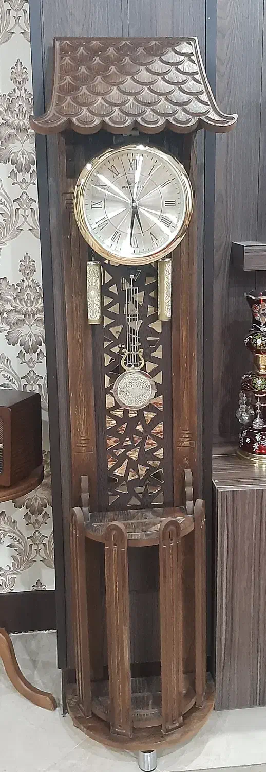 ساعت ایستاده|ساعت دیواری و تزئینی|شاهین‌شهر, شهرک ردانی پور|دیوار