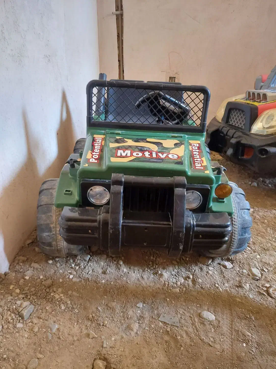 ماشین شارژی|دوچرخه، اسکیت، اسکوتر|ارومیه, |دیوار