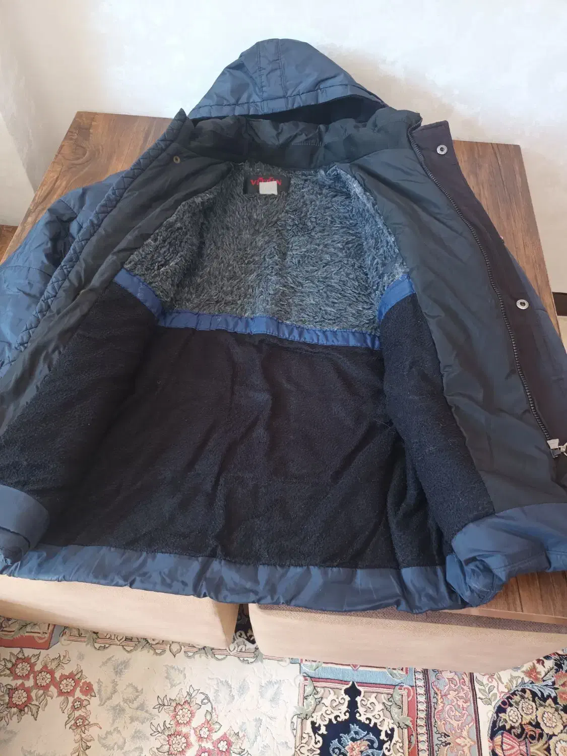 کاپیشان پسرانه|لباس|ابریشم, |دیوار