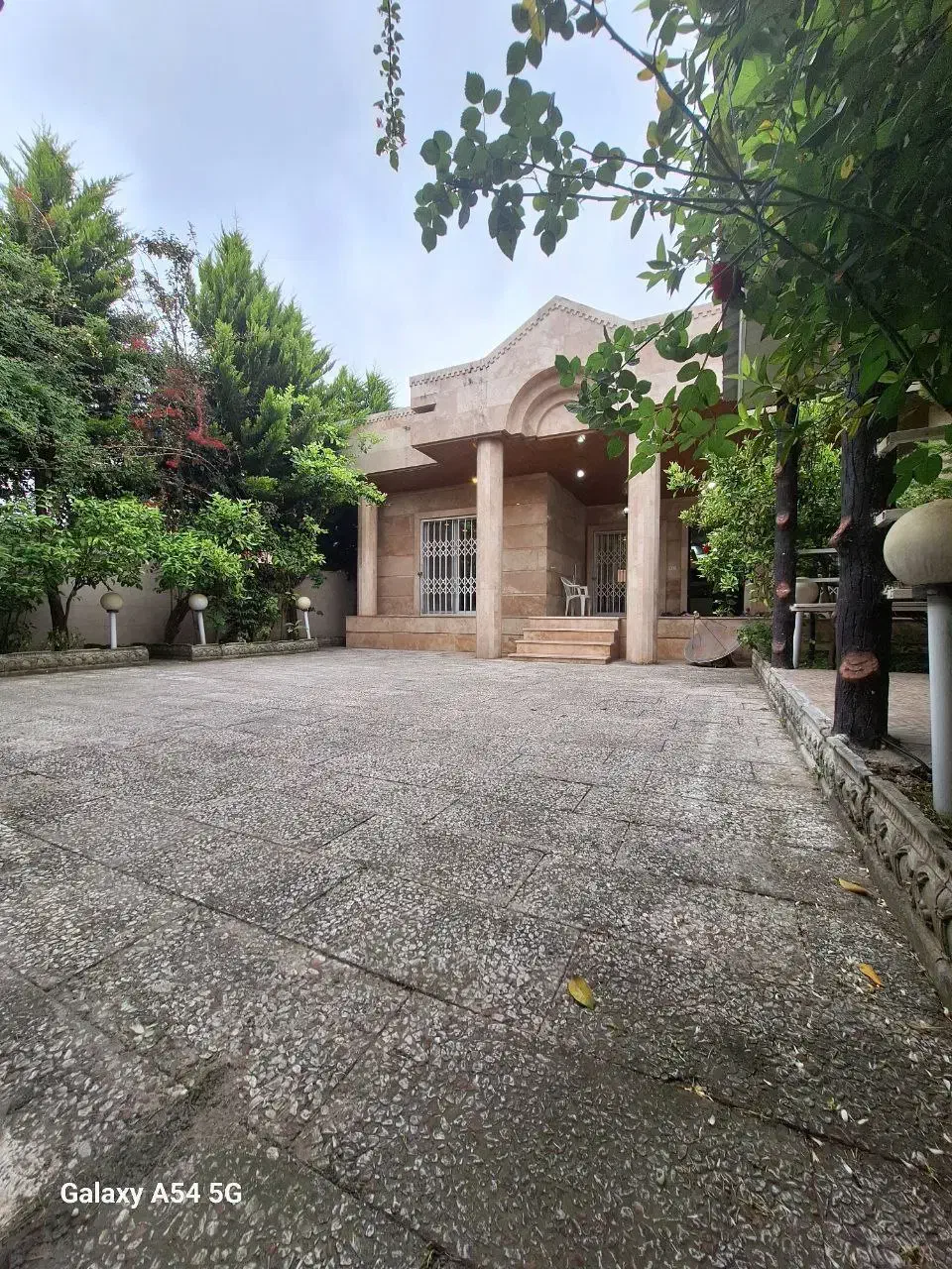 ویلا۳۲۰متری همه چی تمام ایزدشهرحیاط بزرگ*آلاچیق|فروش خانه و ویلا|ایزدشهر, |دیوار