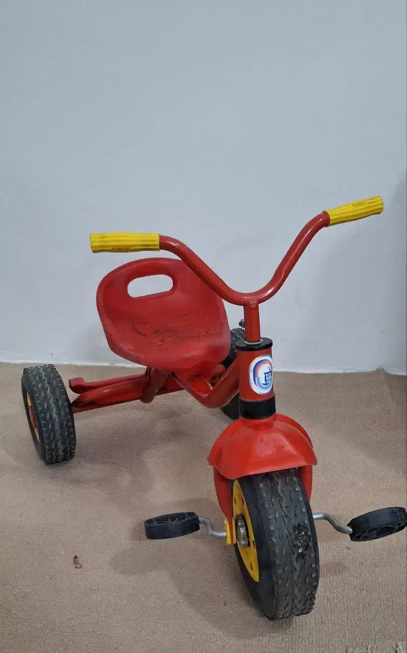 سه چرخه|دوچرخه، اسکیت، اسکوتر|تربتحیدریه, آبشار|دیوار