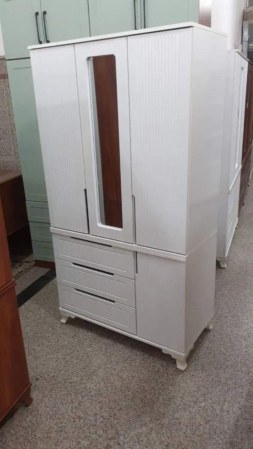 کمد ۴درب ۱متری|جاکفشی، کمد، دراور|قم, شاه ابراهیم|دیوار