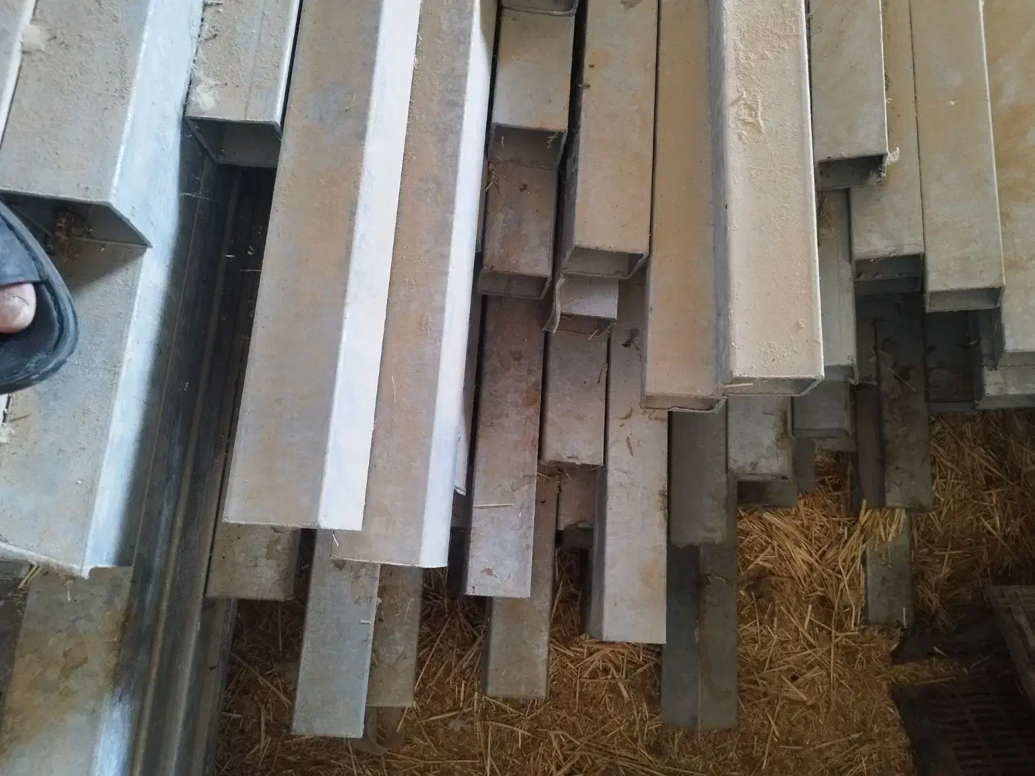 قوطی 80در 80ضخامت  دونیم|عمده‌فروشی|کازرون, |دیوار