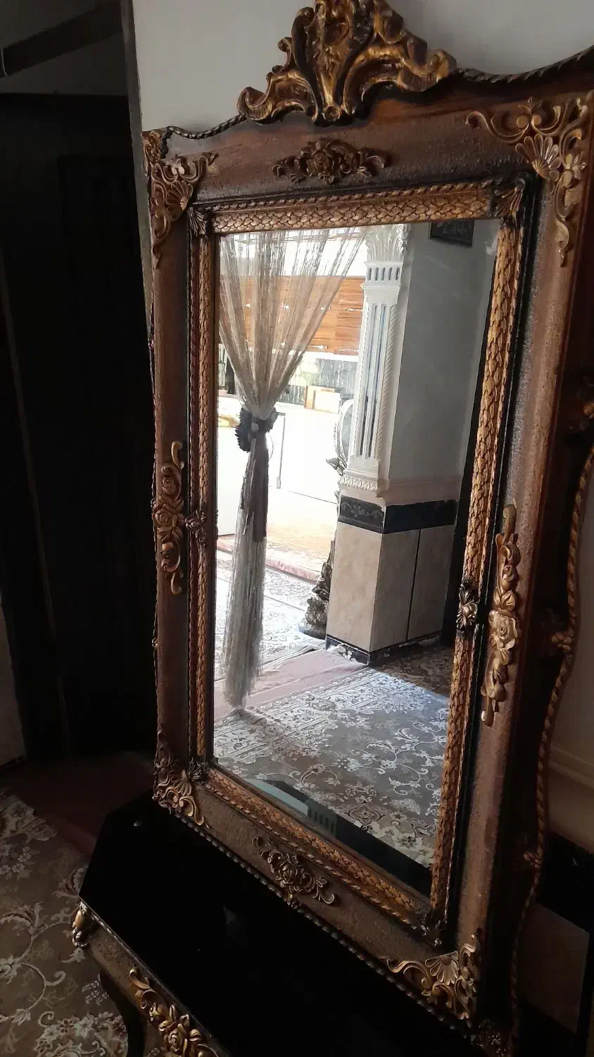 مبل هفت نفره و آینه کنسول همراه با جلو مبلی|مبلمان خانگی و میز عسلی|بندر ماهشهر, |دیوار