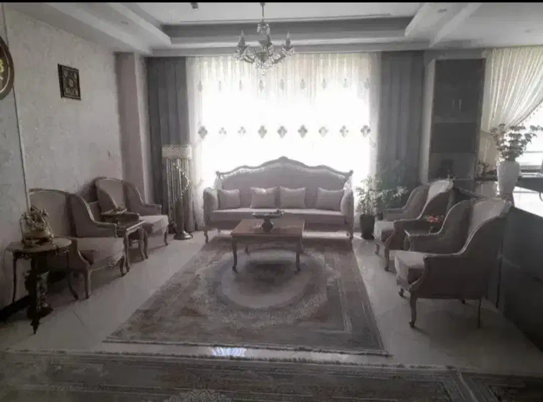 122متر دوخواب پارکینگ آسانسور غرق نور محدوده تختی|فروش آپارتمان|تهران, شهرک ولیعصر شمالی|دیوار