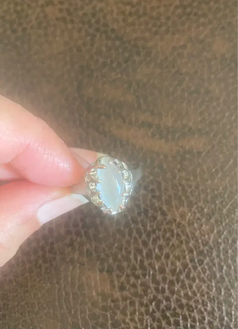 انگشتر عقیق سفید قدیمی|کلکسیون اشیاء عتیقه|تهران, بازار|دیوار