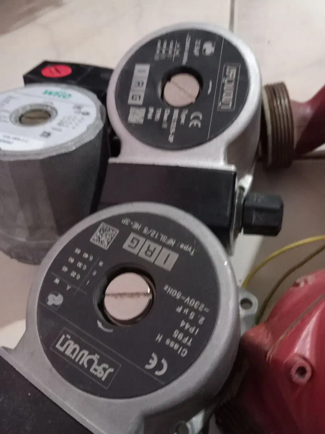 پمپ پکیج گرانفوس|آبگرمکن، پکیج، شوفاژ|برخوار, |دیوار