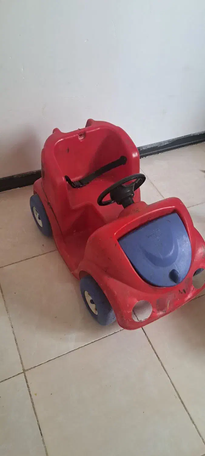 ماشین بزرگ بسیار محکم|اسباب‌‌بازی|فولادشهر, C6|دیوار