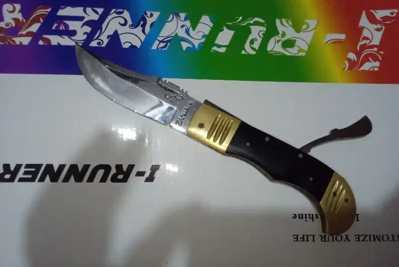 چاقو دنده ای|کلکسیون و سرگرمی|خمام, |دیوار