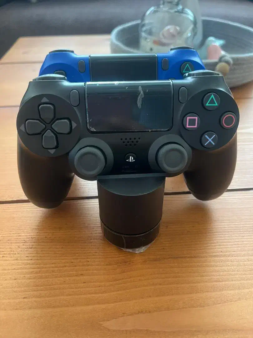 شارژر اصلی دسته ps4|کنسول، بازی ویدئویی و آنلاین|رشت, معلم|دیوار