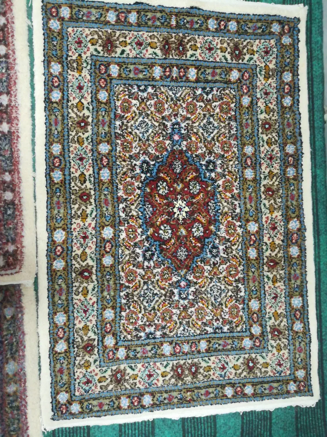 فروش قالیچه دست بافت|فرش|بیرجند, |دیوار