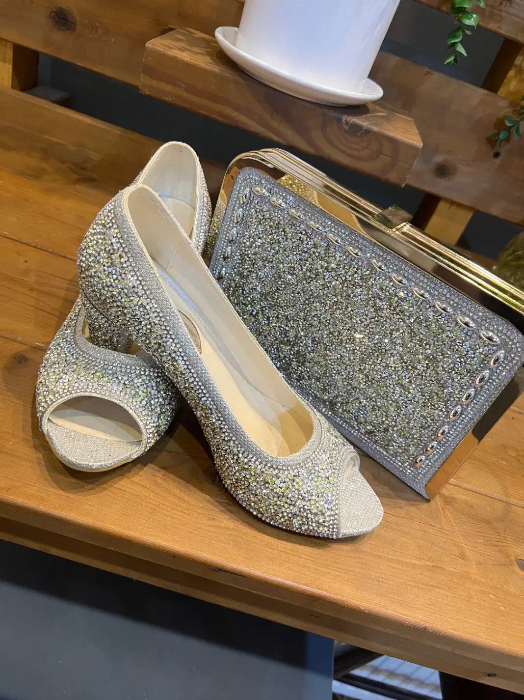 کیف و کفش مجلسی  زیر قیمت|کیف، کفش، کمربند|یزد, |دیوار