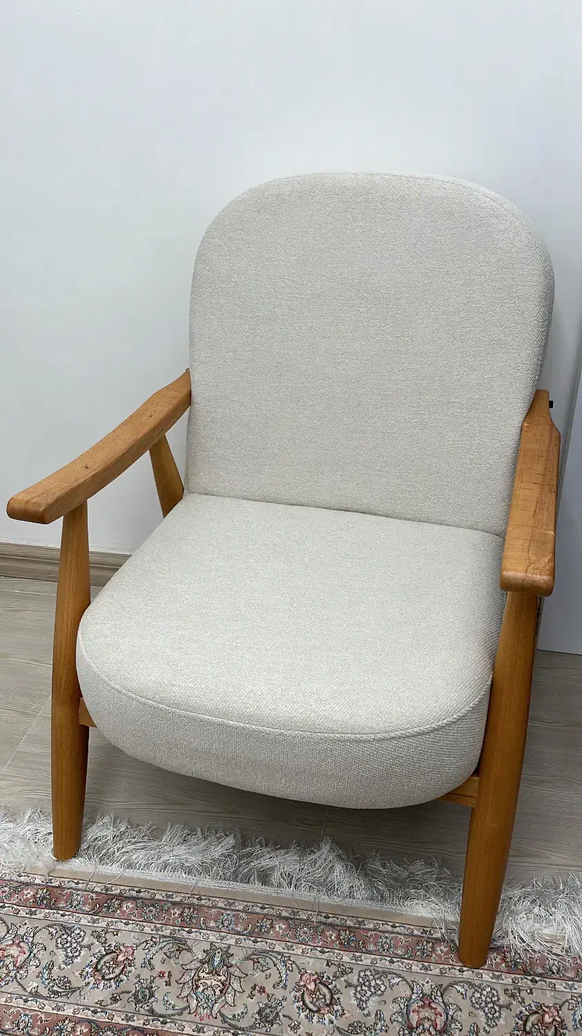 مبل تکی|مبلمان خانگی و میز عسلی|رشت, چمارسرا|دیوار