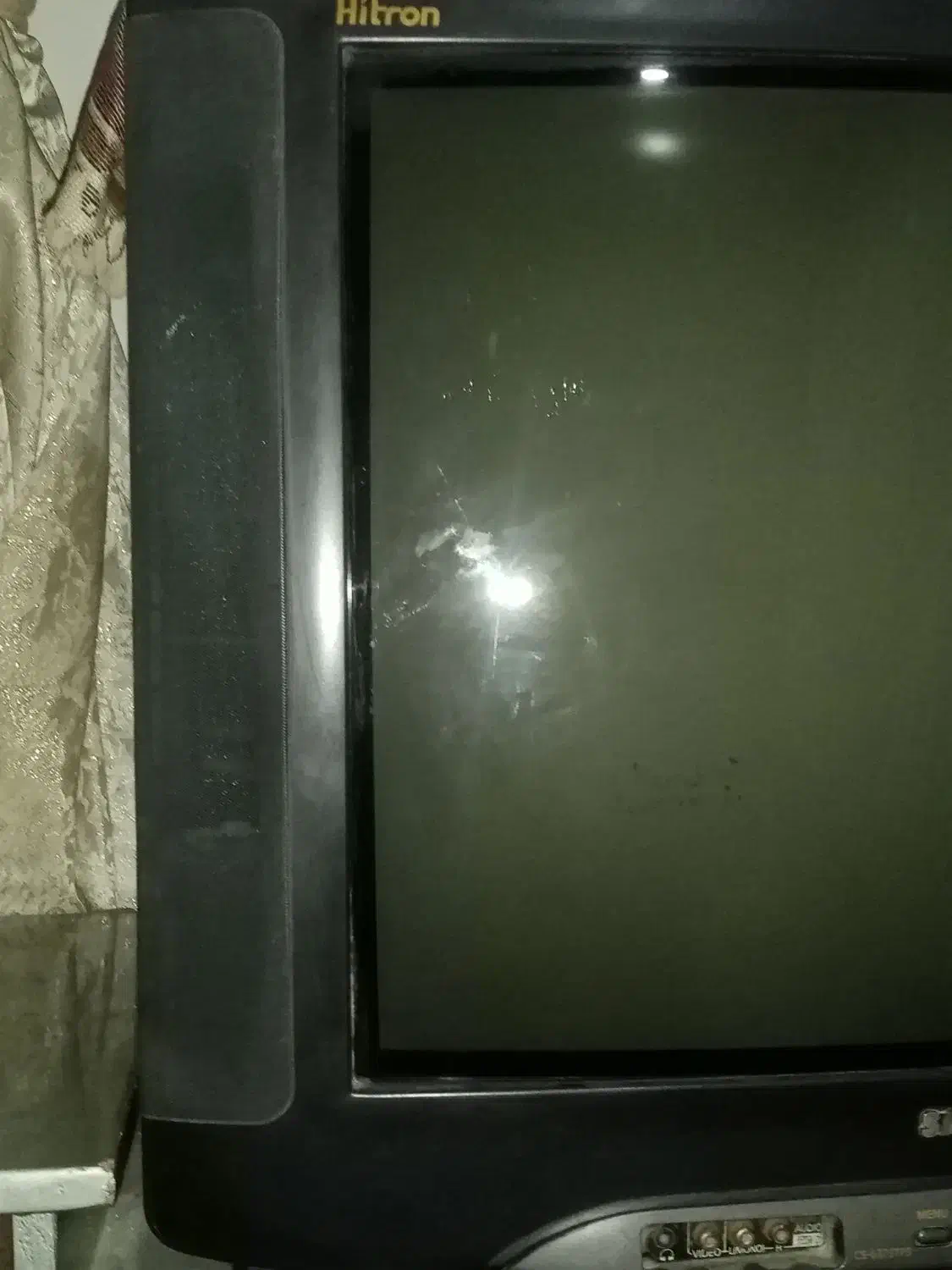 یک تلویزیون بزرگ رنگی|تلویزیون و پروژکتور|خلیل آباد, |دیوار