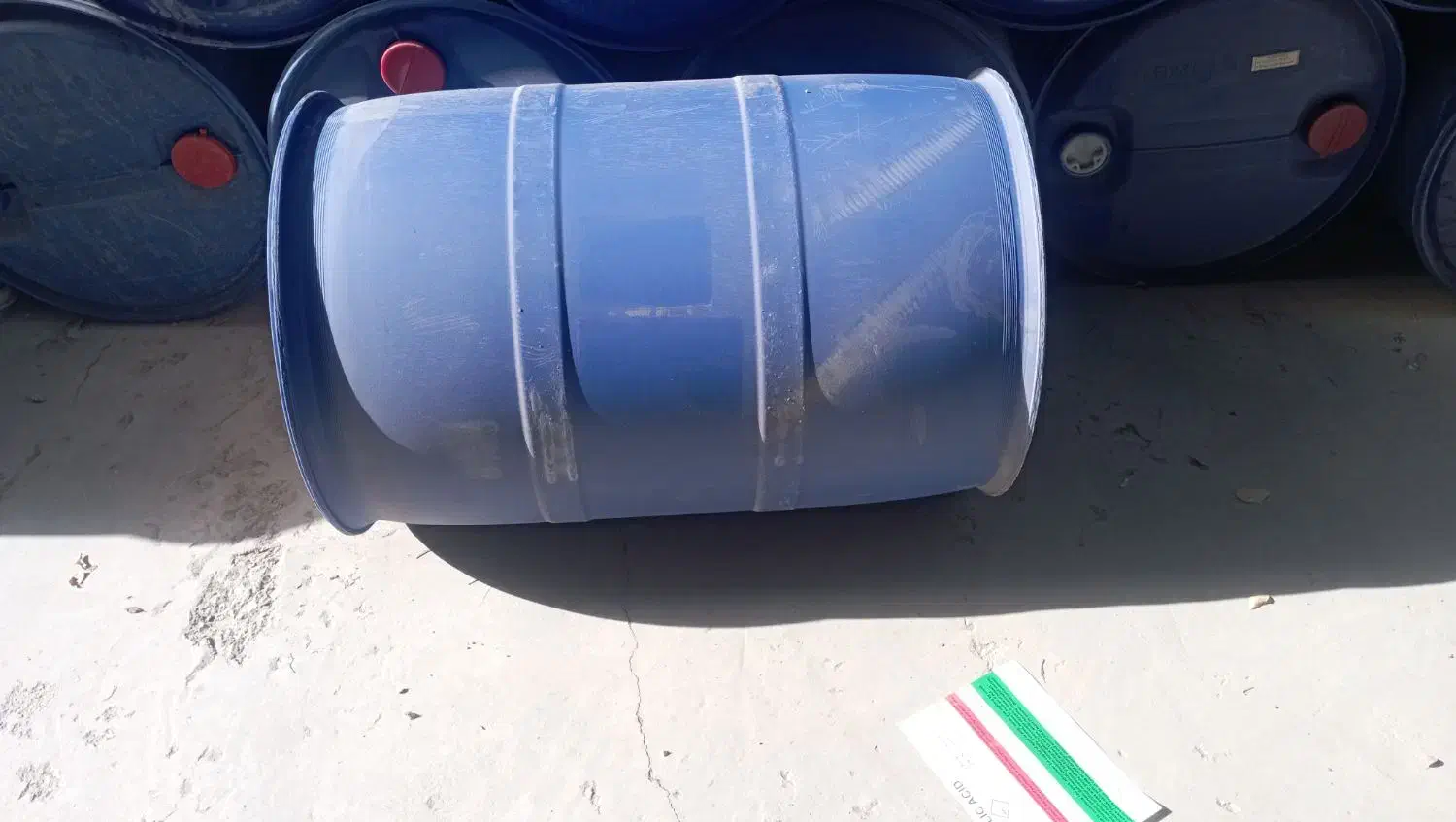 بشکه پلاستیکی و فلزی|ظروف نگهدارنده، پلاستیکی، یکبارمصرف|فامنین, |دیوار