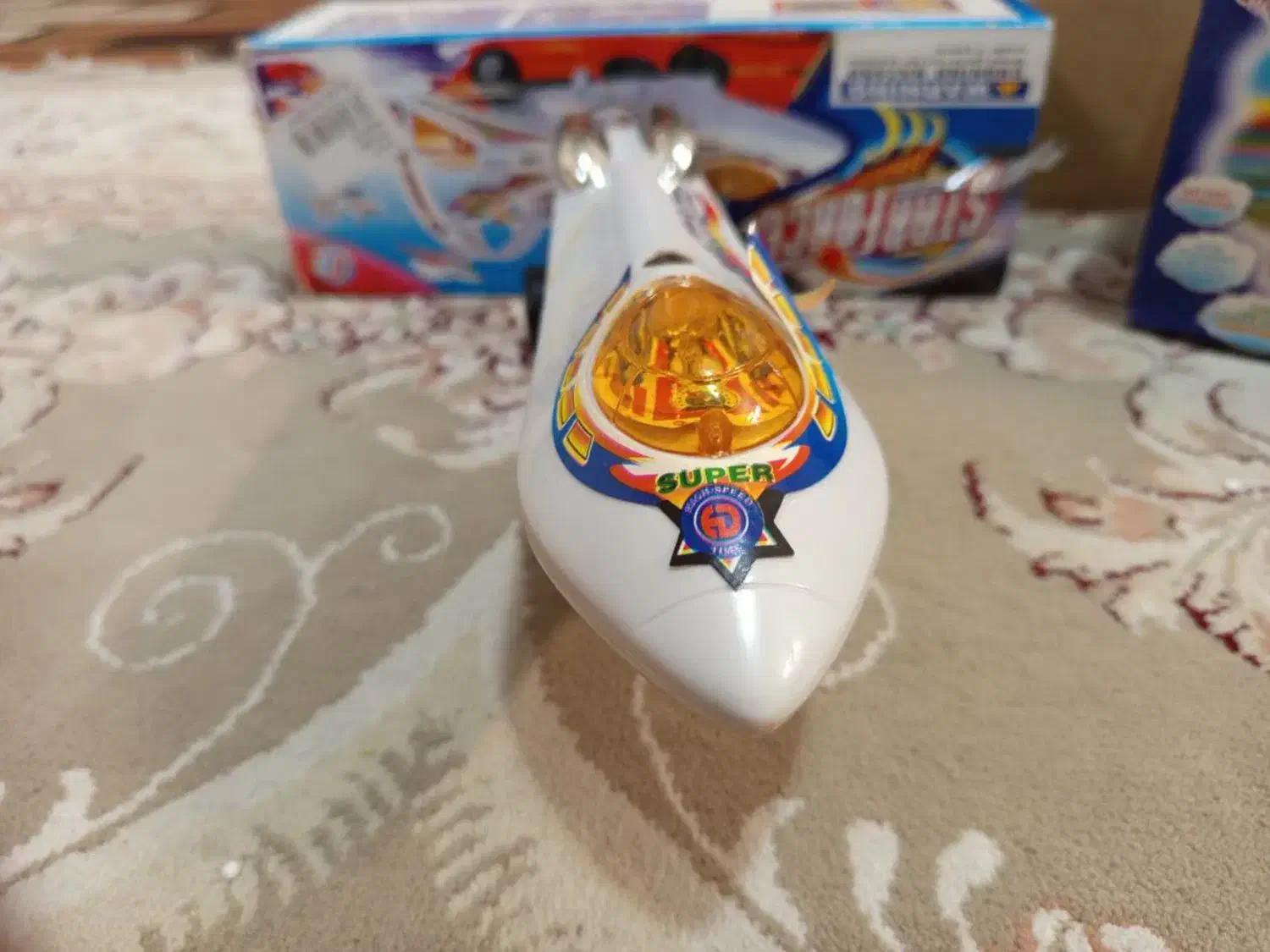 هواپیمای شبیه به جت|اسباب‌بازی بچه|اصفهان, دوطفلان|دیوار