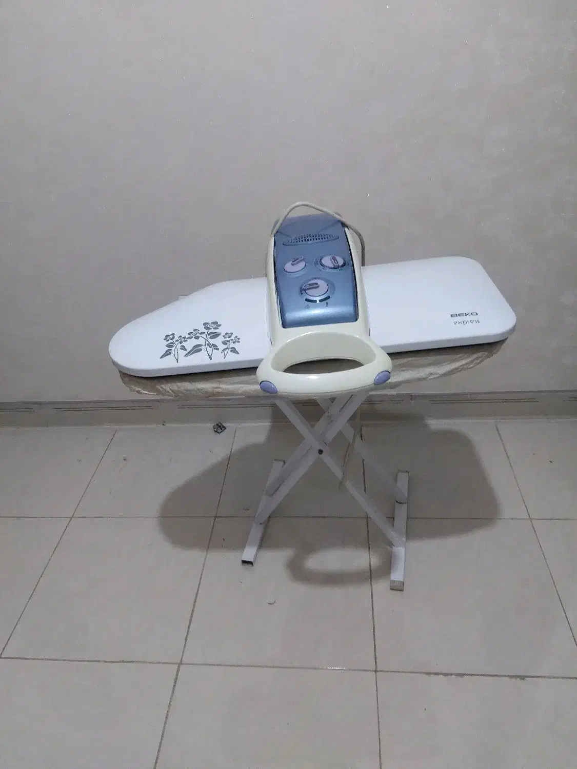 اتو آلمانی .دوچرخه ورزشی.پنکه پارس خزر.سرویس تخت|تخت و سرویس خواب|تهران, جمالزاده|دیوار