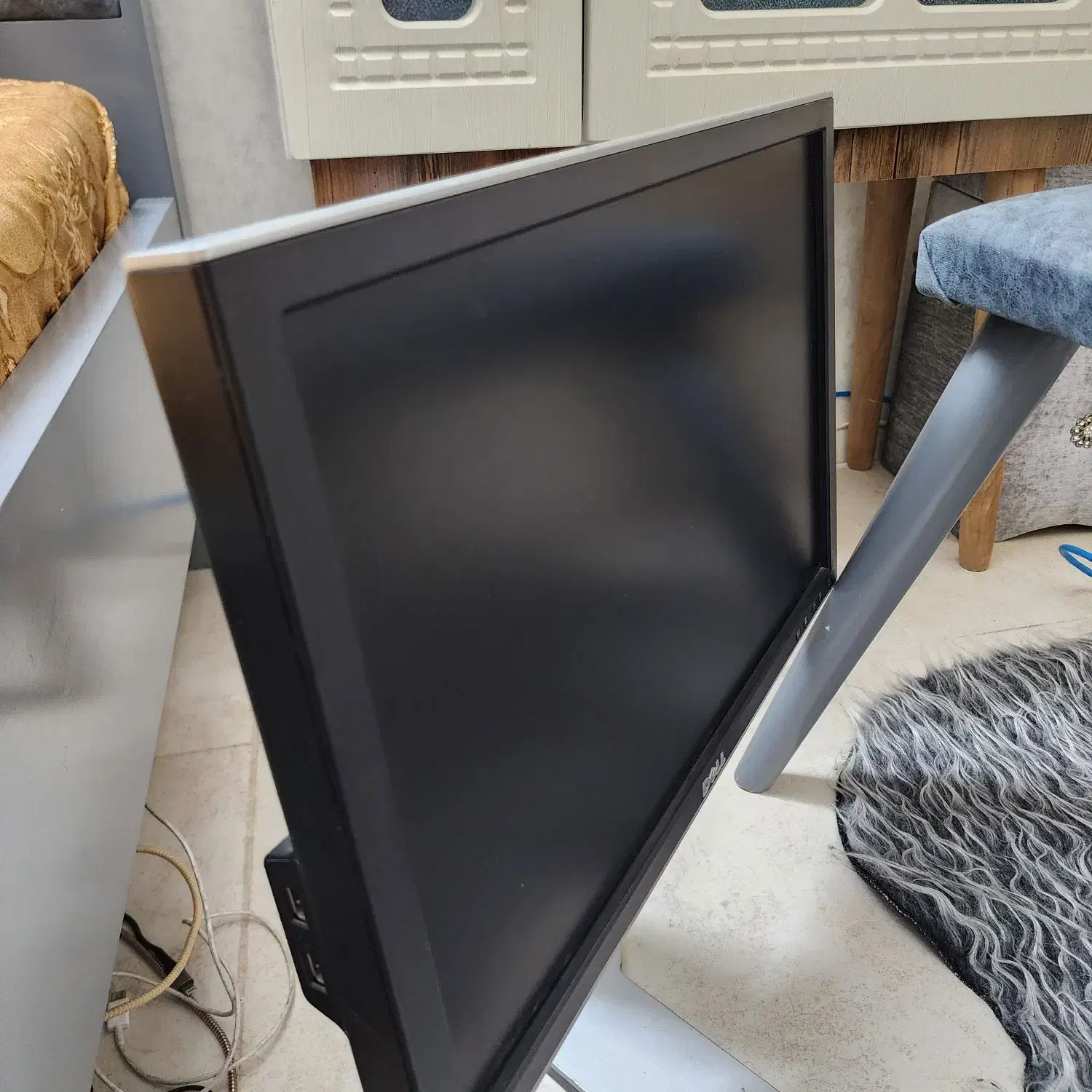 مانیتور ۲۰ اینچ دل آسانسوری|قطعات و لوازم جانبی رایانه|مشهد, فردوسی|دیوار