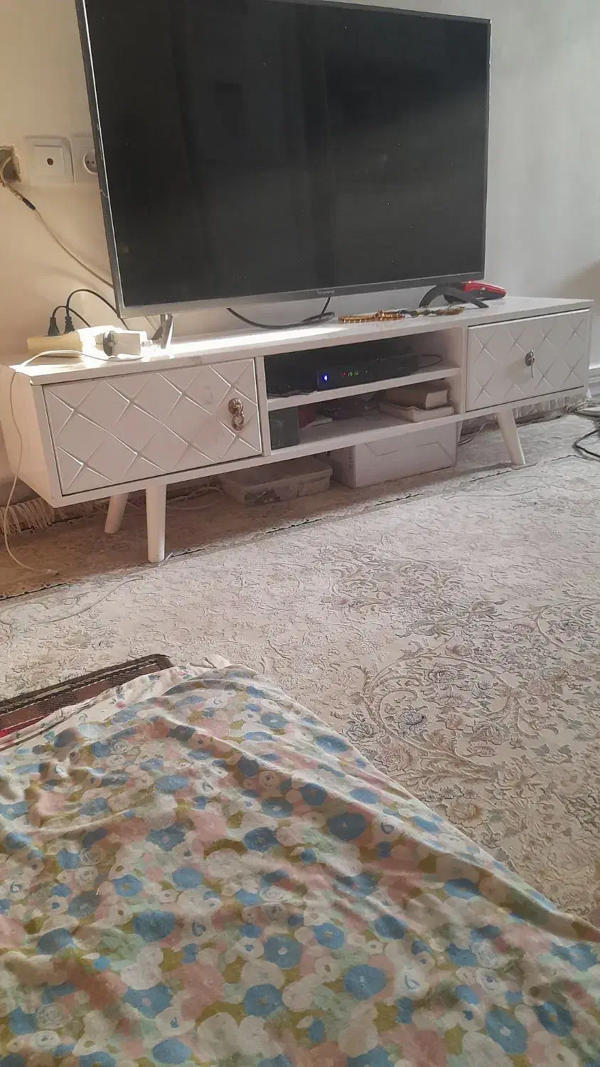 میز تلوزین|میز تلویزیون|ورامین, شهرک مدرس|دیوار