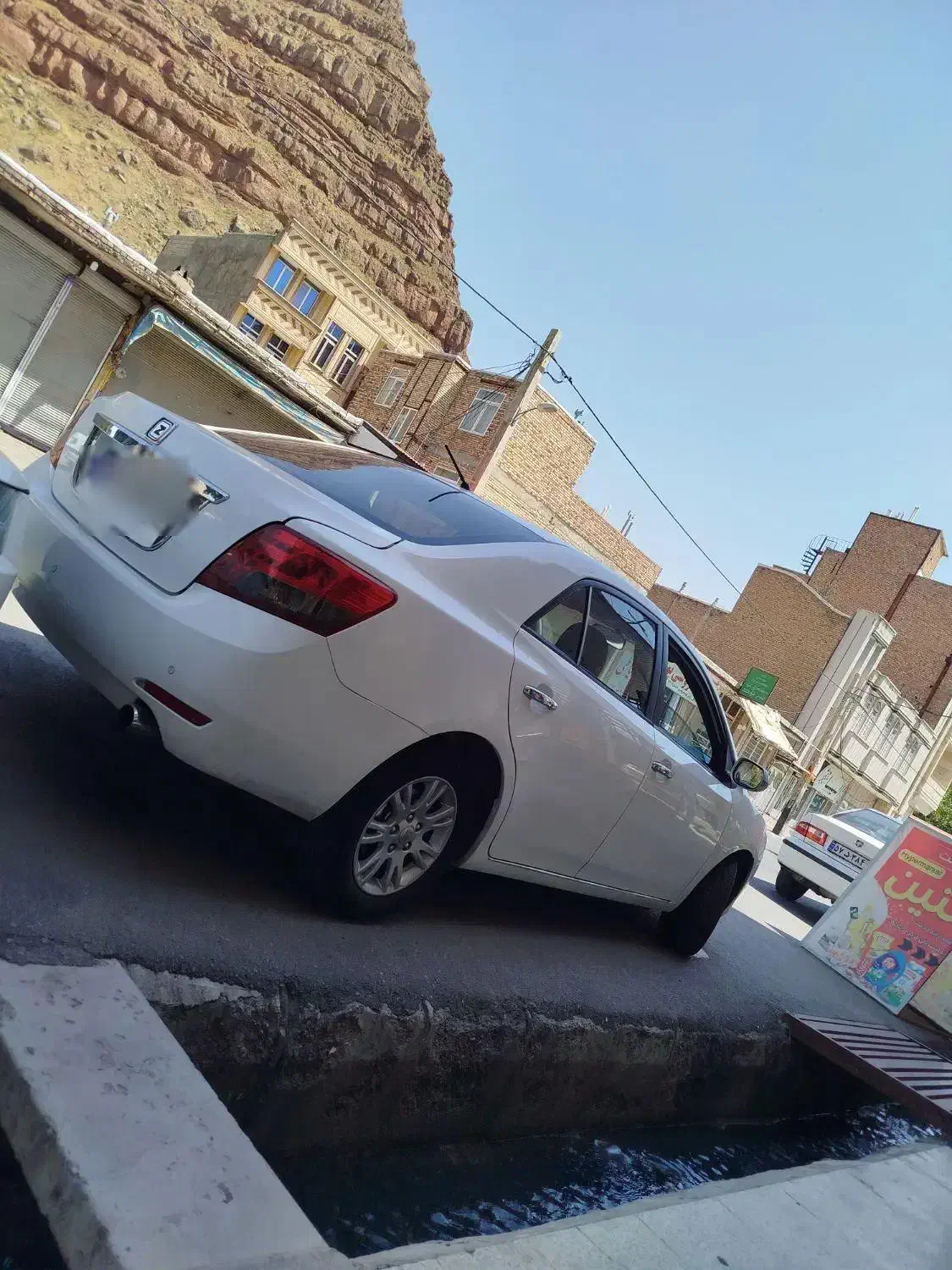 آریو زوتی در حد مدل ۹۳|خودرو سواری و وانت|ماکو, |دیوار