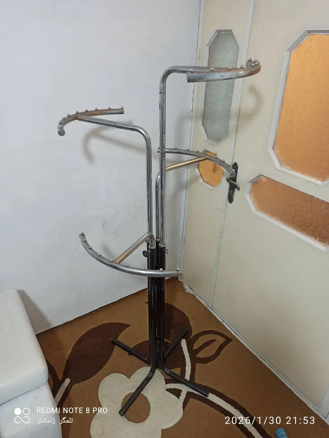 رگال گرد ۴ حالته|بندرخت و رخت‌آویز|ارومیه, |دیوار