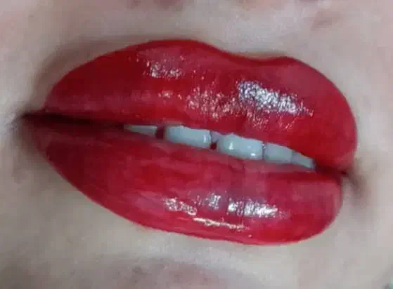 اجاره میزوصندلی برا تتو کار وناخنکار|آرایشگاه و سالنهای زیبایی|اهواز, پردیس|دیوار