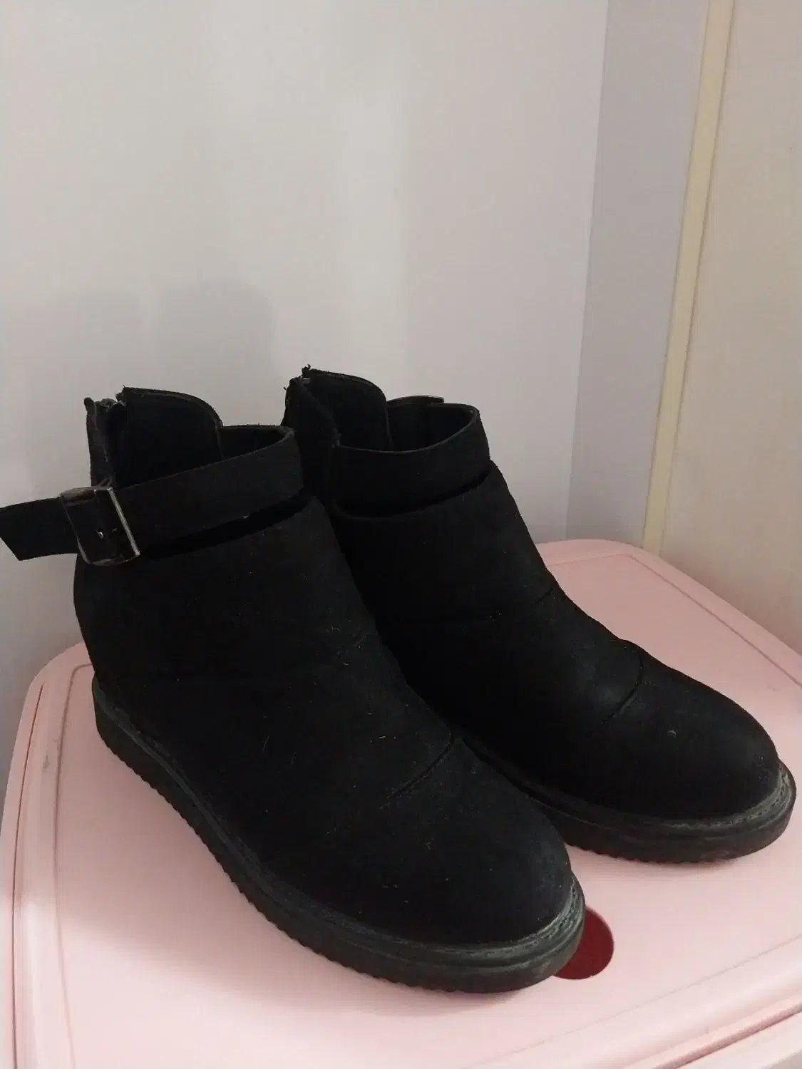 نیم بوت|کیف، کفش، کمربند|سنقر, |دیوار