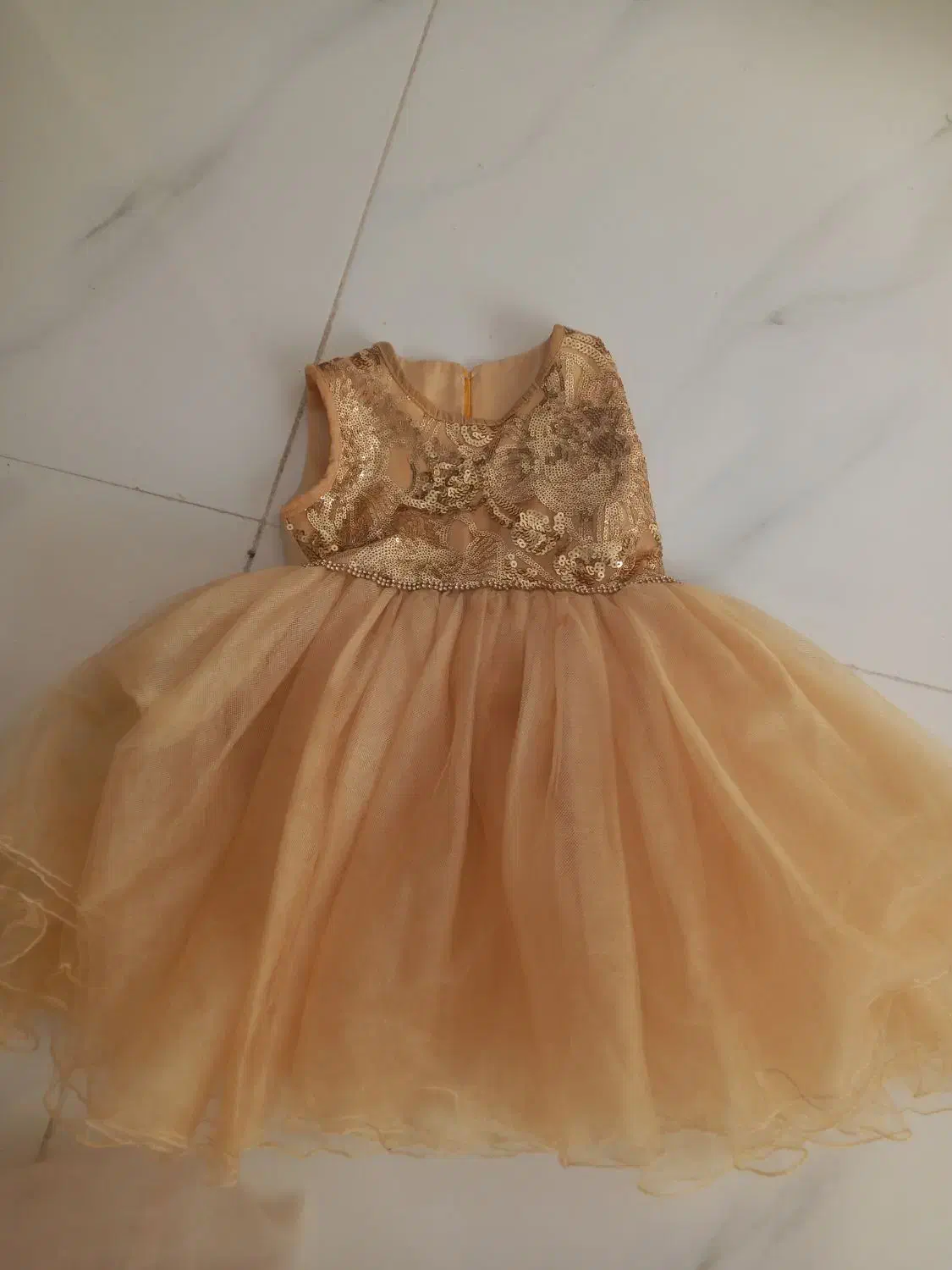 تور بچگانه|کفش و لباس بچه|ملایر, |دیوار