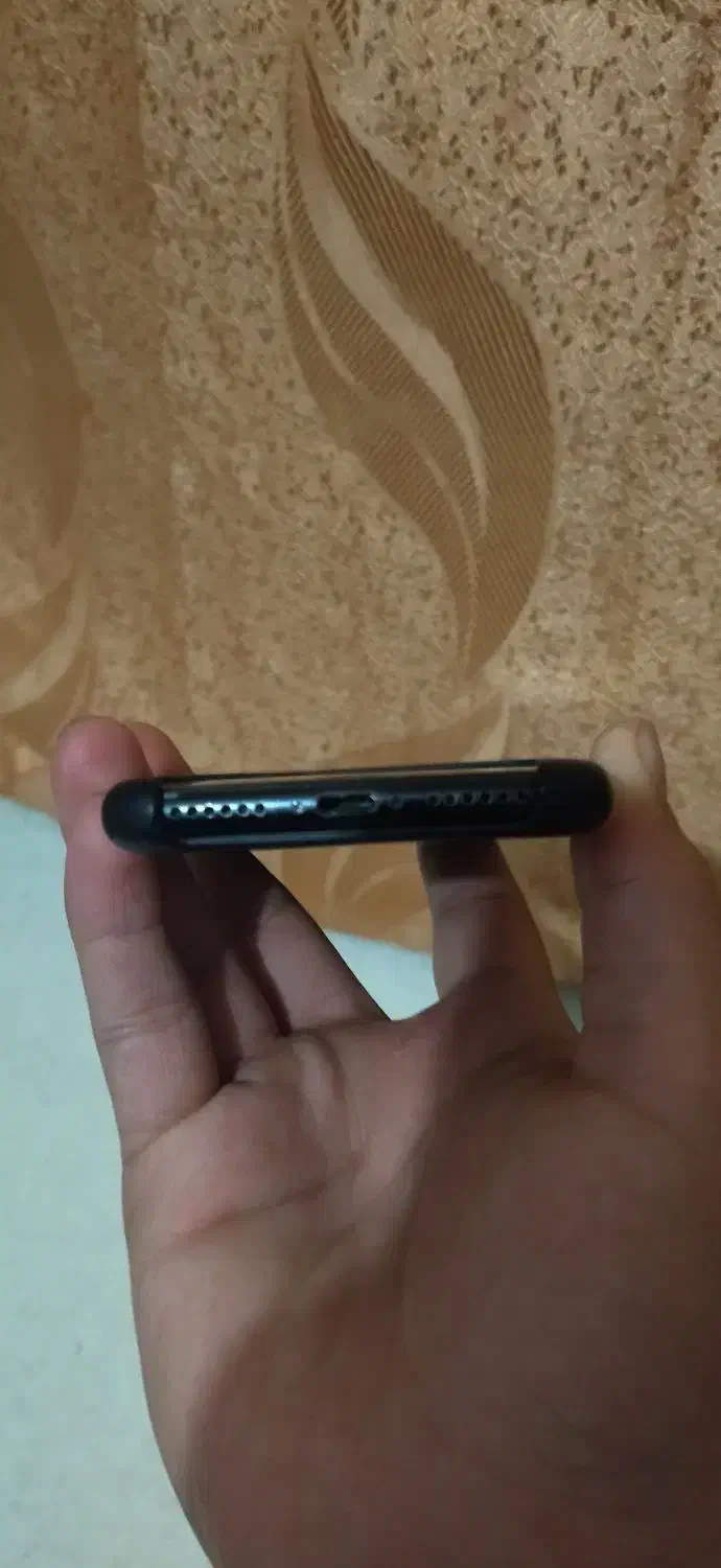 آیفون سون 128 مشکی|موبایل|سبزوار, غرب نیروگاه|دیوار