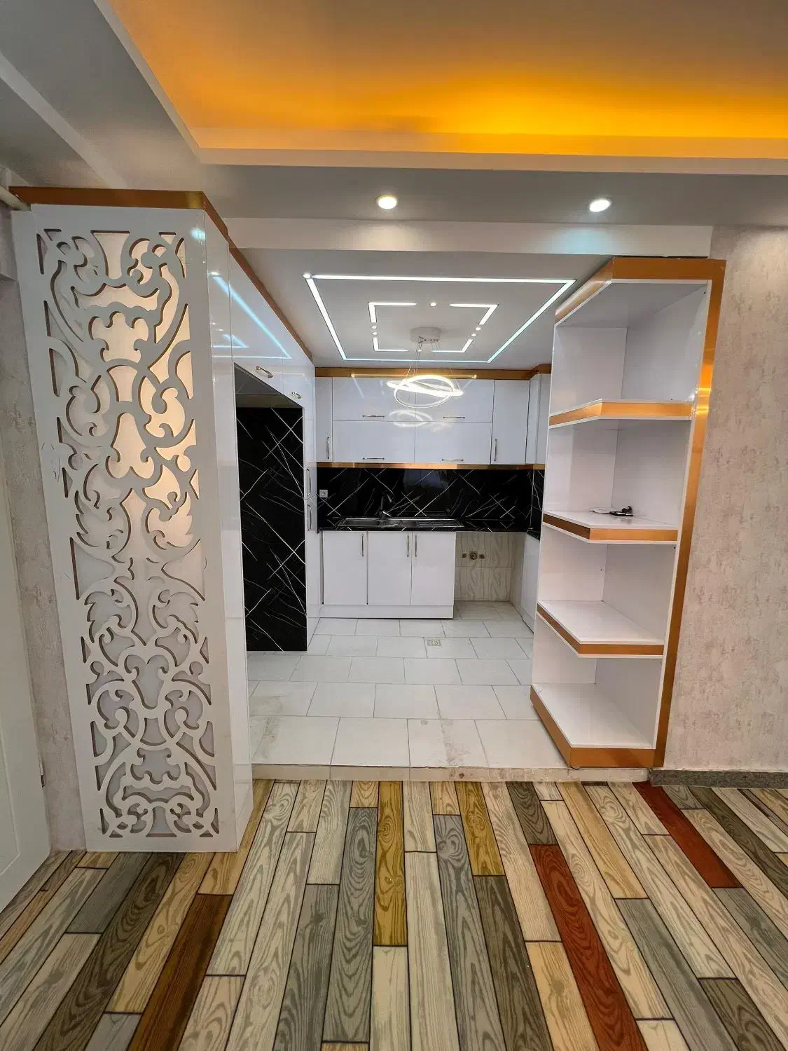 آپارتمان سهندفاز۴مجتمع نسترن(۱.۲.۳) vip وام تسویه|فروش آپارتمان|سهند, |دیوار