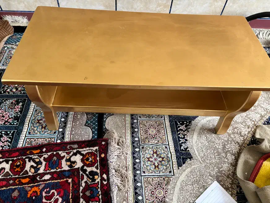 تک میز چوبی|میز و صندلی غذاخوری|اصفهان, اصفهانک|دیوار