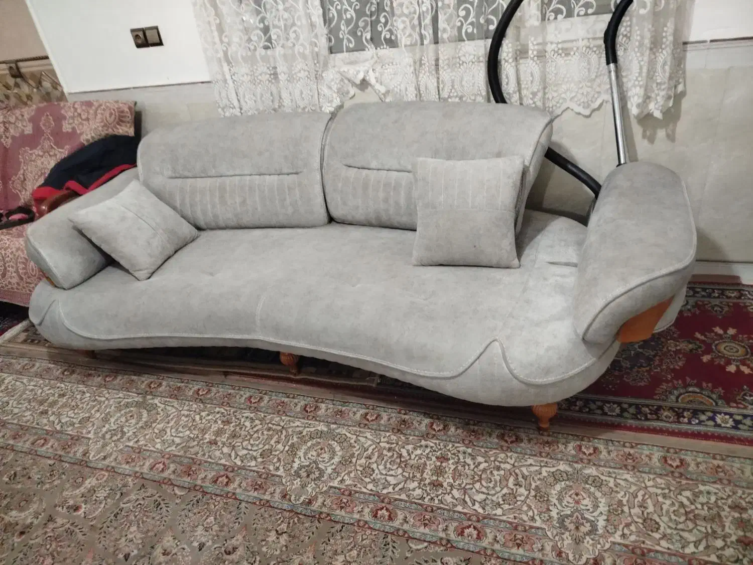 مبل ۸ نفره چوب راش کاملا تمیز در حد نو تخت شو|مبلمان خانگی و میز عسلی|قرچک, فردیس|دیوار