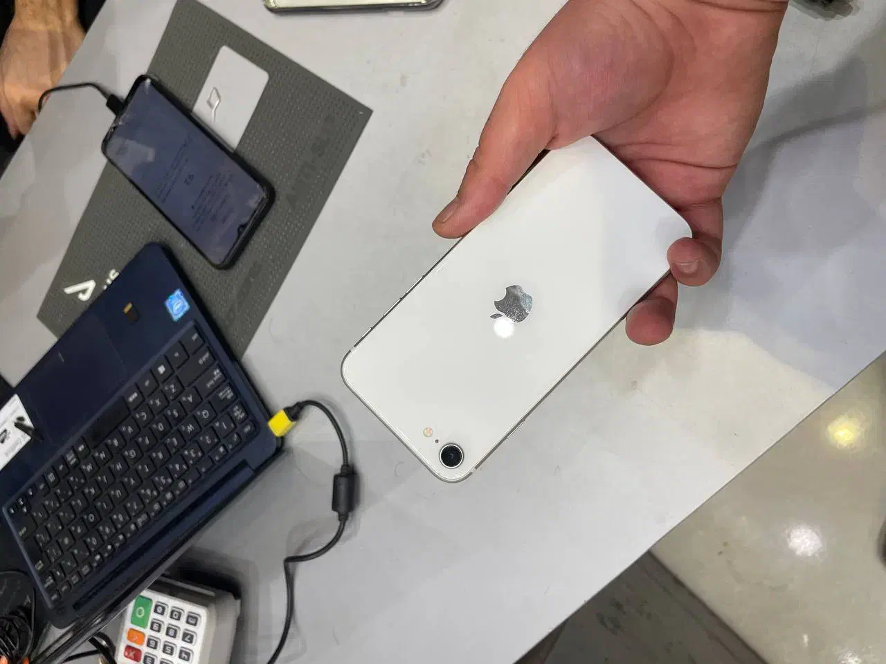 آیفون se اس ای 2020|موبایل|مشهد, تربیت (صدف)|دیوار