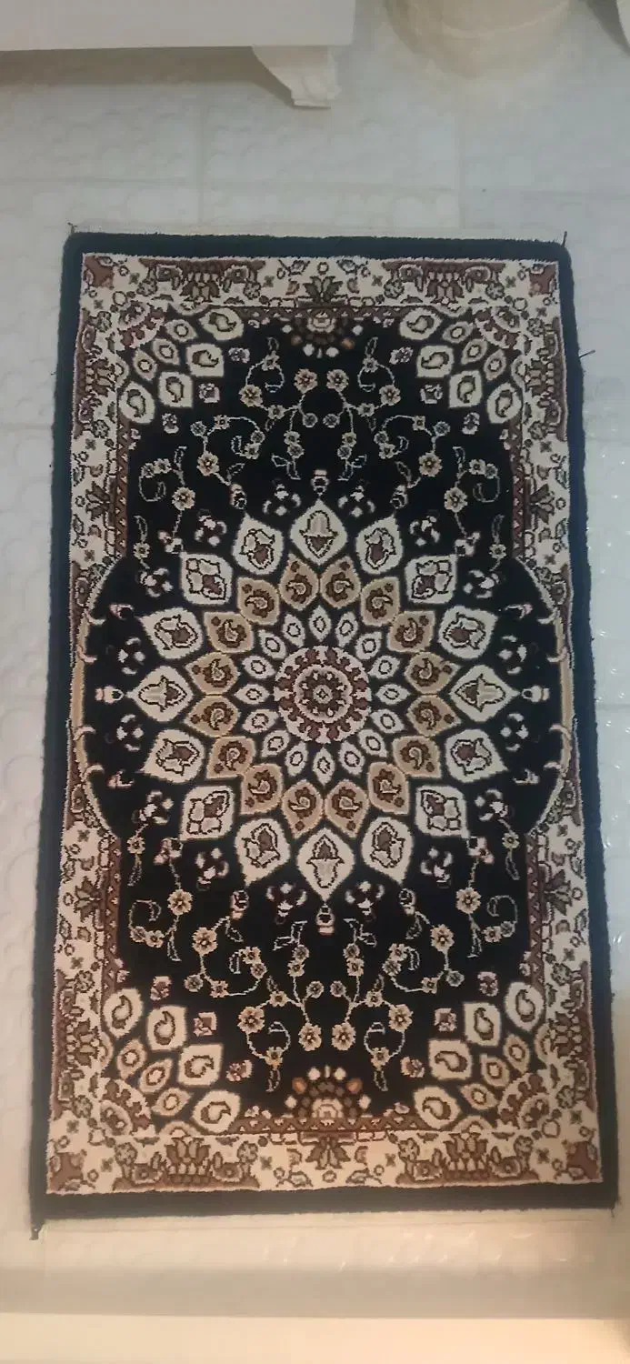 پادری و تعدادی لباس|پادری|اراک, |دیوار