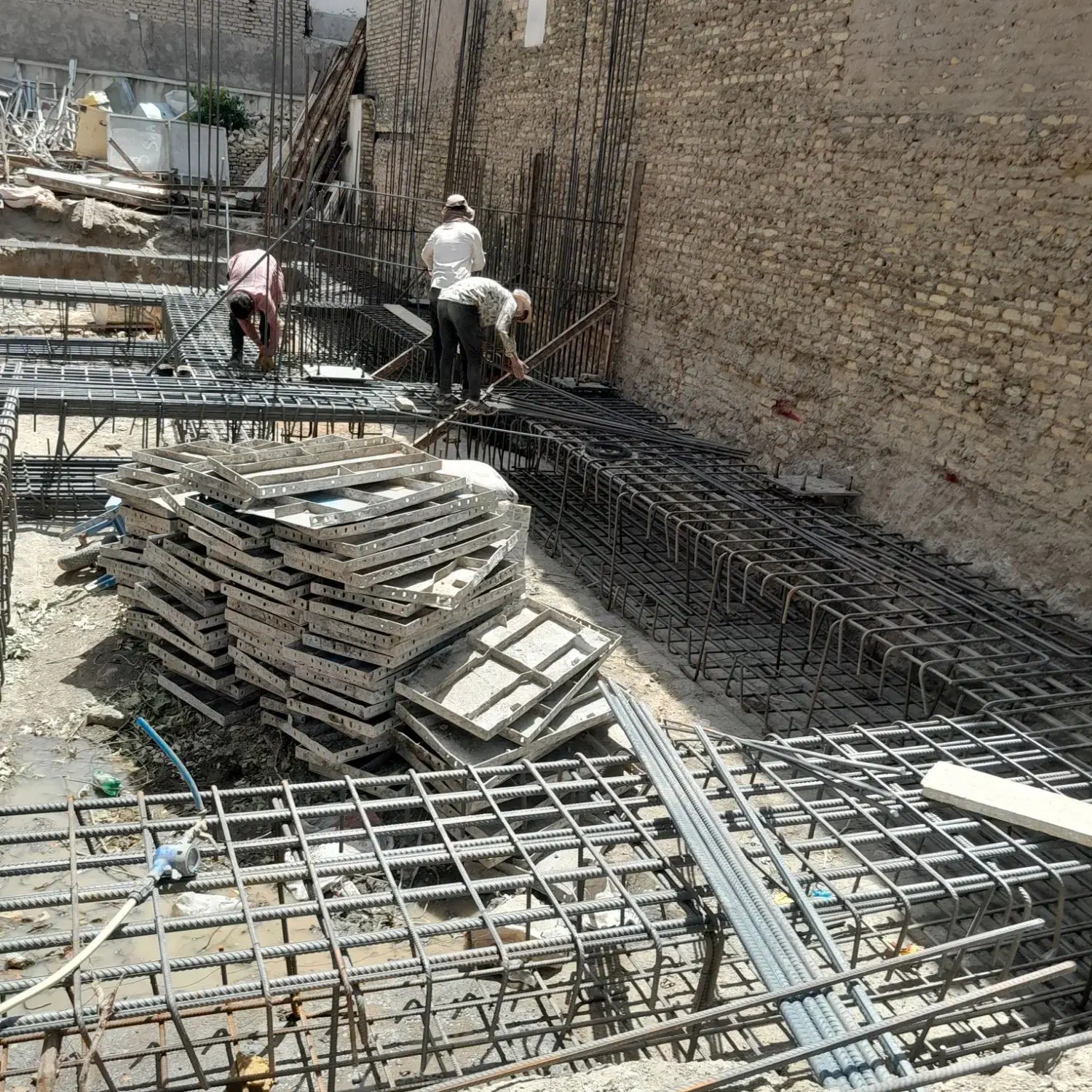 ارماتوربندی وقالبندی فلزی|خدمات پیشه و مهارت|صحنه, |دیوار