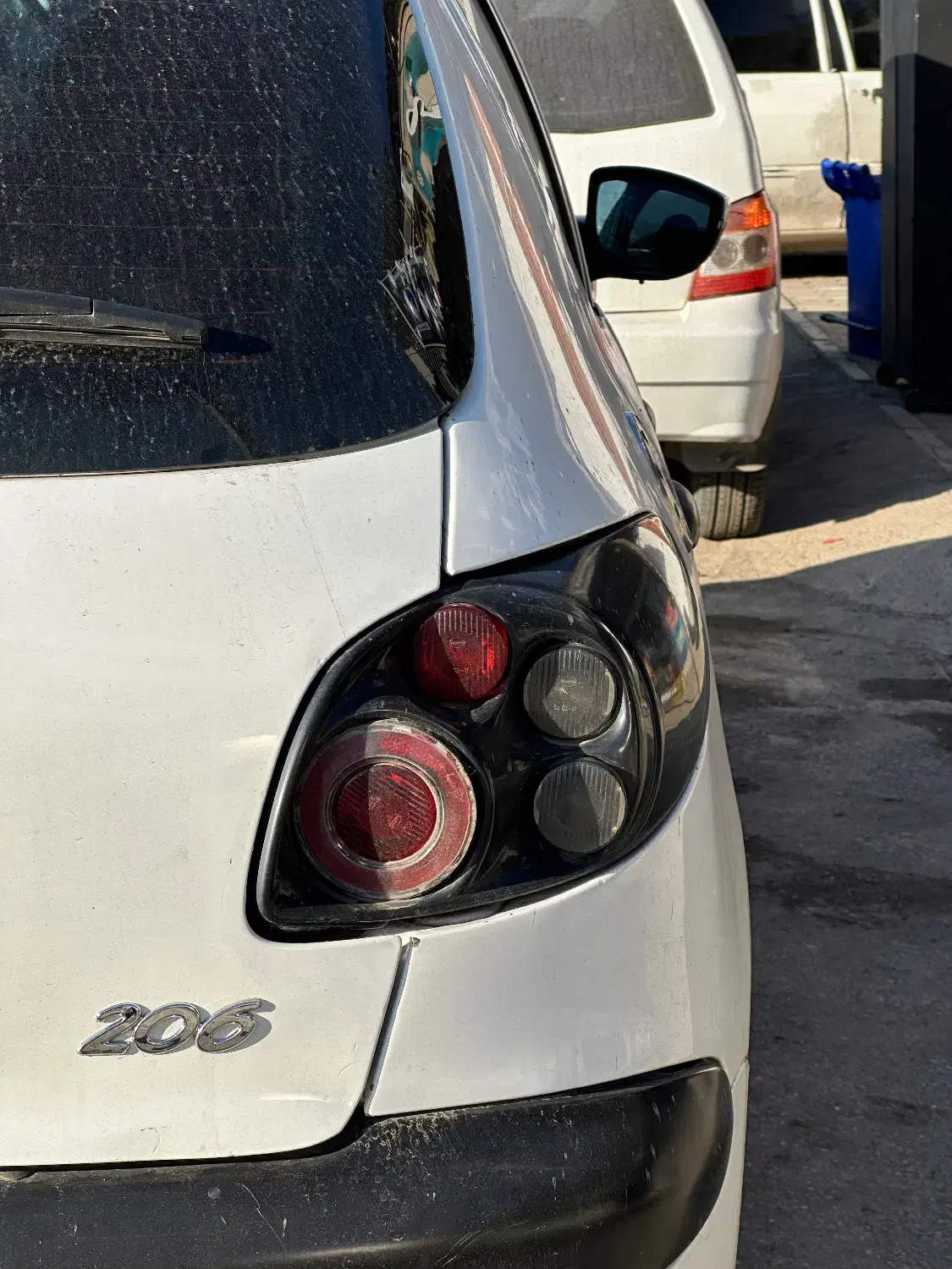 چراغ هلا ۲۰۶|قطعات یدکی و لوازم جانبی|گرگان, |دیوار