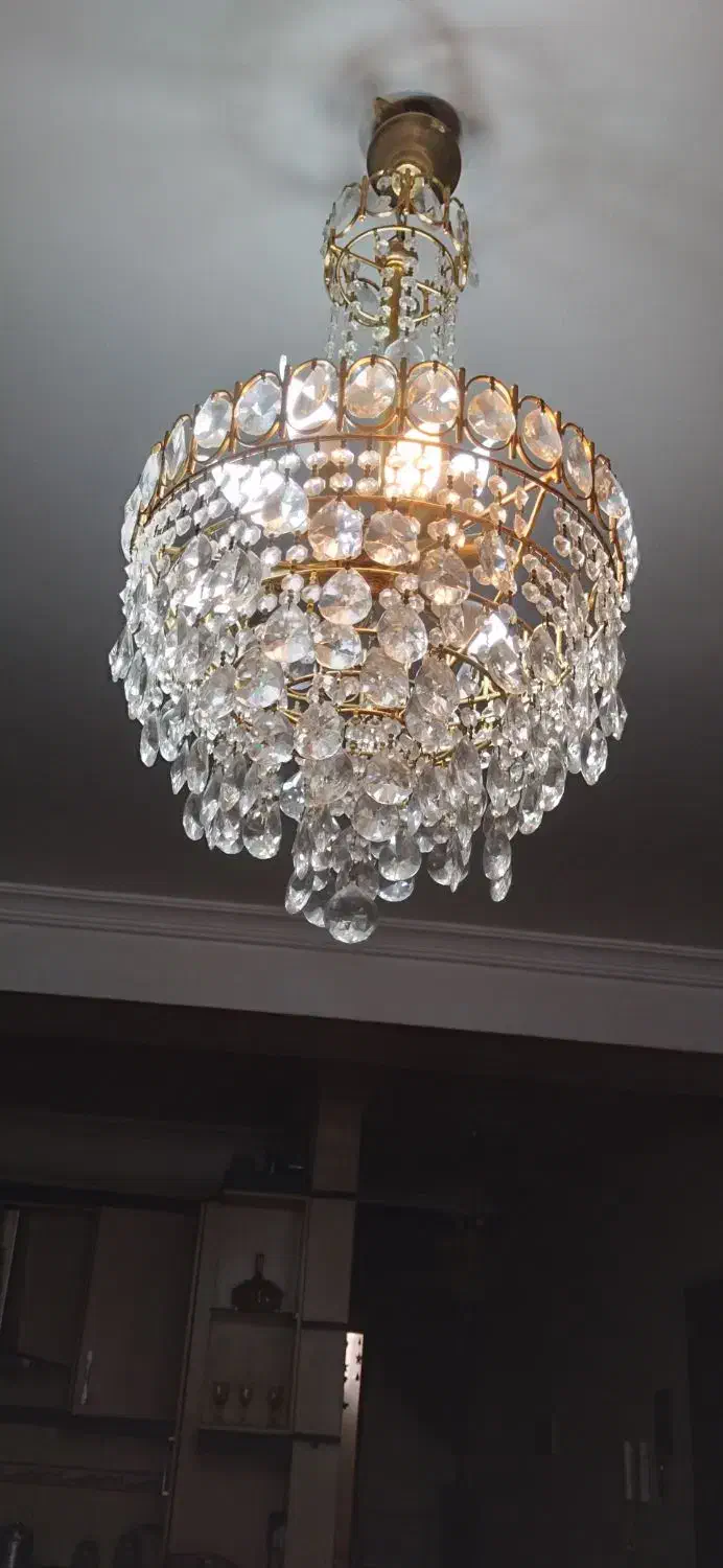 لوستر سالم سه عدد و شب خواب|لوستر و چراغ آویز|سهند, |دیوار