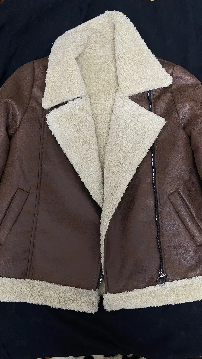 کت بوفالو قهوه ای|لباس|حمیدیا, |دیوار