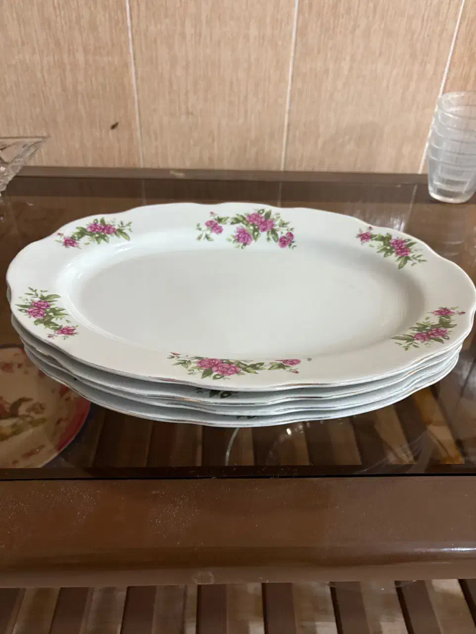 ظروف گل سرخی|ظروف سرو و پذیرایی|دزفول, |دیوار