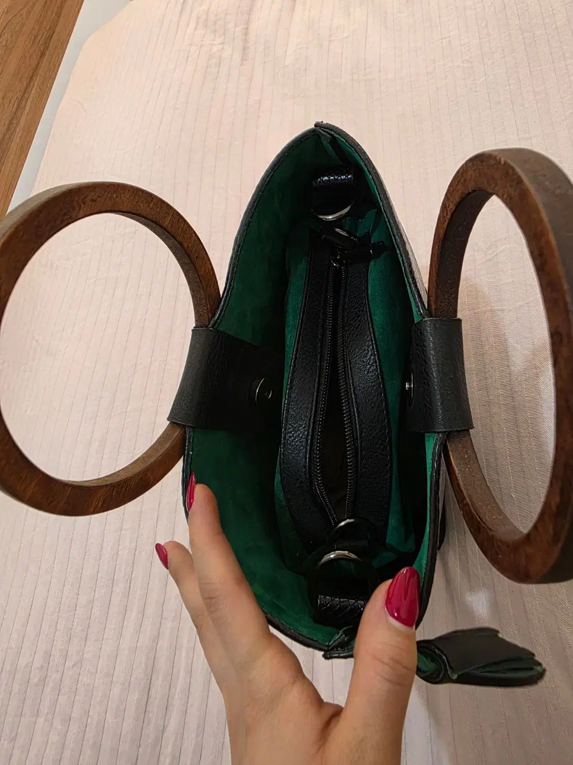 کیف چرم مشکی|کیف، کفش، کمربند|تهران, سازمان برنامه شمالی|دیوار