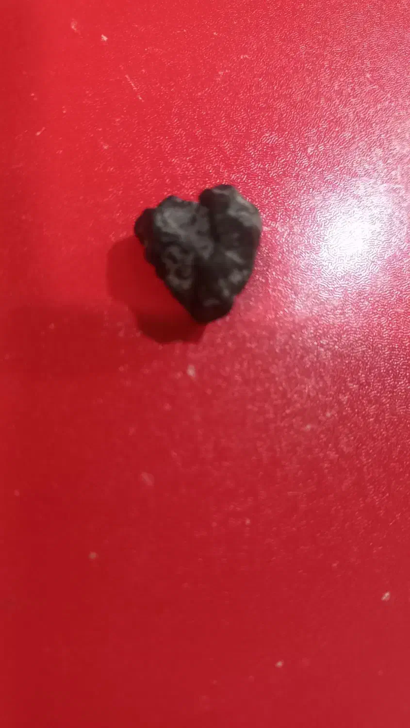 مشکوک به شهاب سنگ|کلکسیون اشیاء عتیقه|رشت, کوی جام جم|دیوار