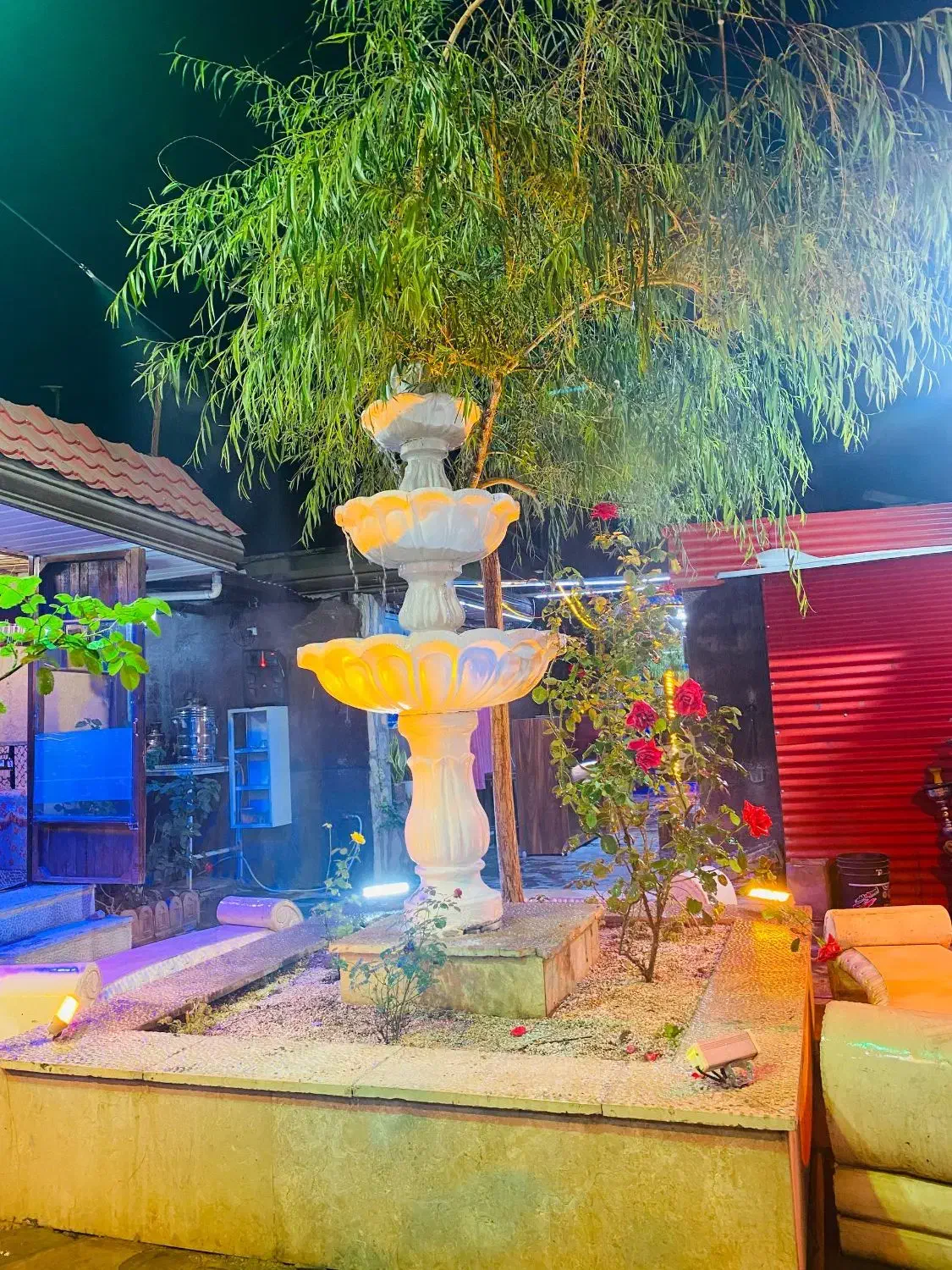 نیروی کار آقا یا خانم|استخدام خدمات فروشگاه و رستوران|ایوان, |دیوار