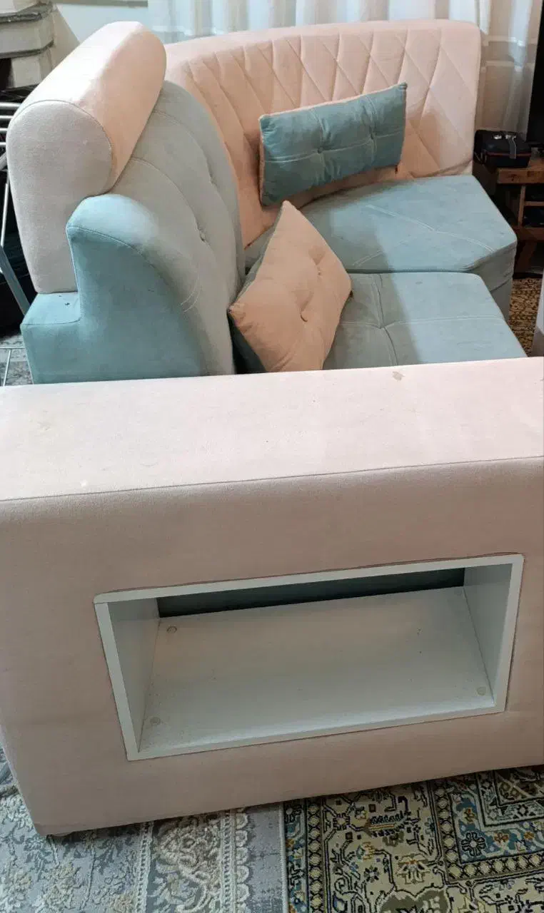 مبلمان ۷ نفره با یک میز بزرگ|مبلمان خانگی و میز عسلی|مشهد, کوثر|دیوار