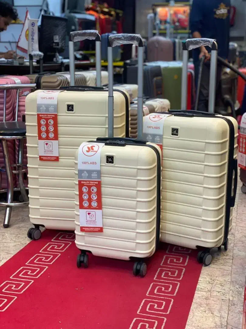 ست چمدان نشکن|کیف، کفش، کمربند|یزد, |دیوار